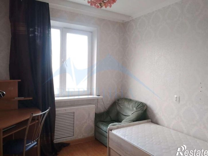 4-комн квартира Оганер район,Озерная улица,17