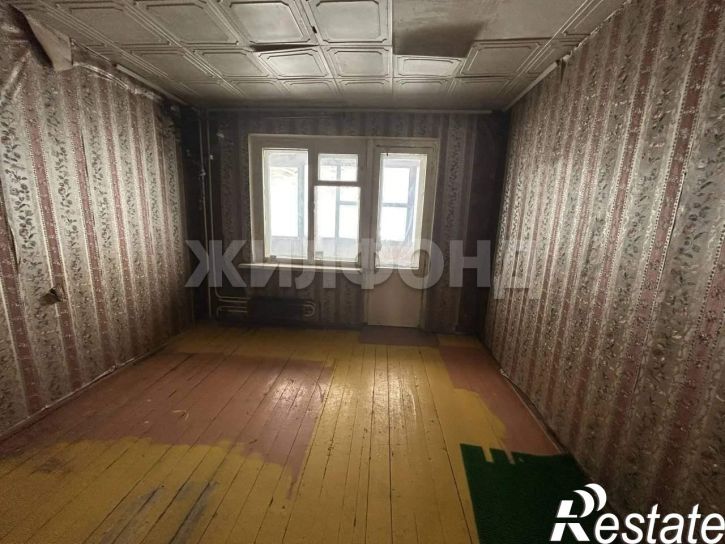 3-комн квартира Лауреатов улица, д.73
