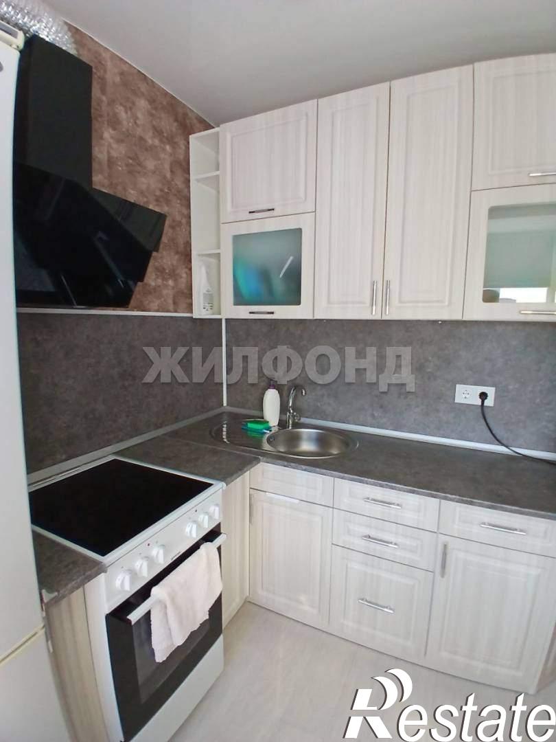 Купить квартиру за 3 900 000 рублей на Лауреатов улица, д.37