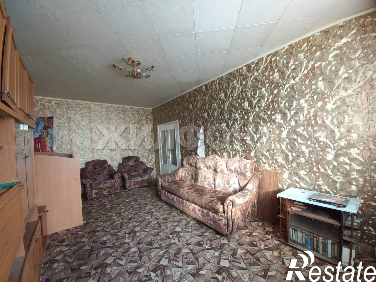 Купить квартиру за 4 300 000 рублей на Металлургов площадь, д.8