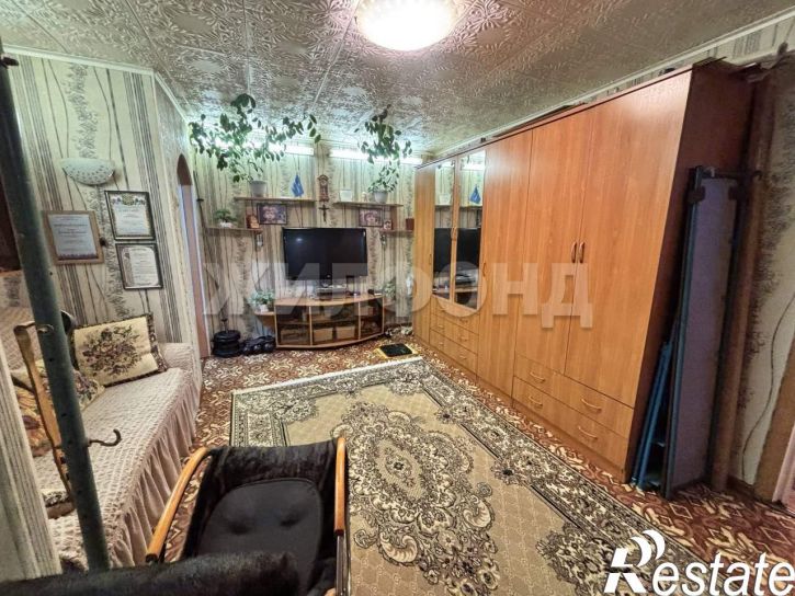 2-комн квартира Строителей улица, д.21