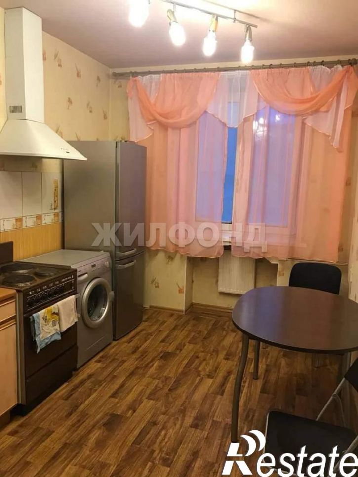 2-комн квартира Богдана Хмельницкого улица, д.4