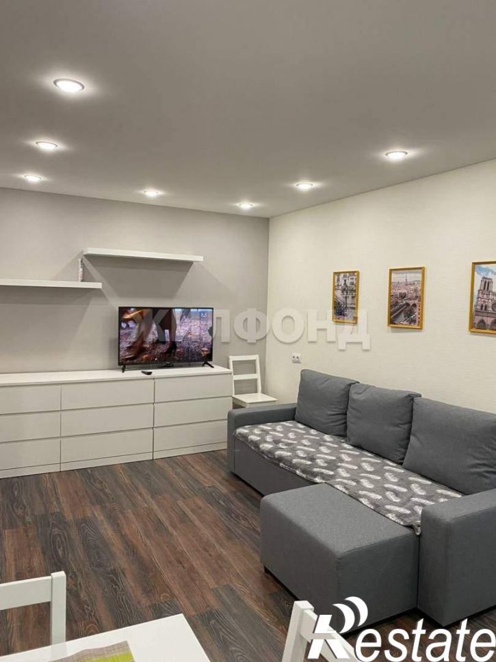 2-комн квартира Орджоникидзе улица, д.10стр4