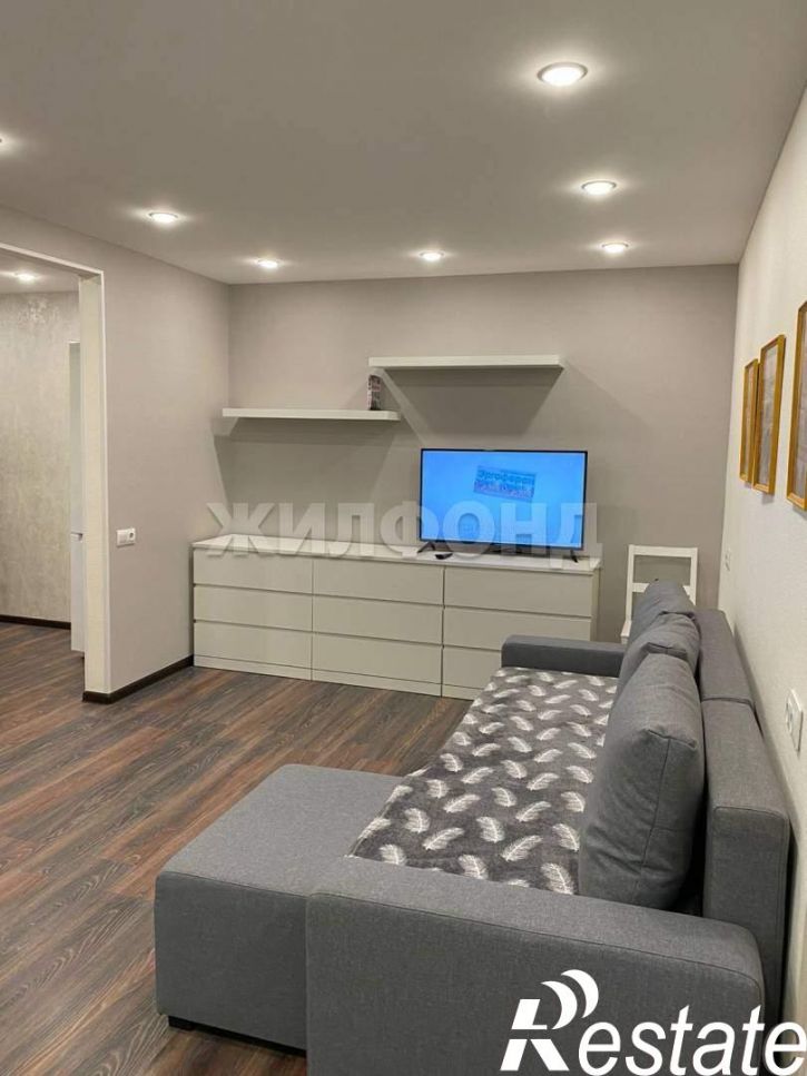 2-комн квартира Орджоникидзе улица, д.10стр4