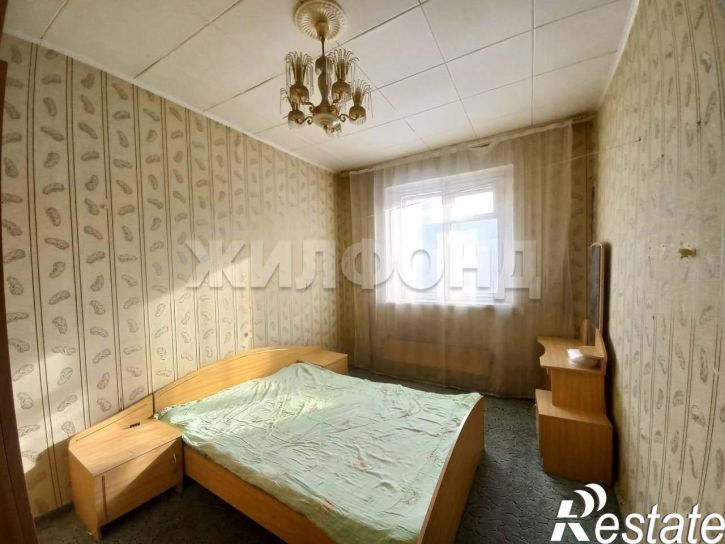 2-комн квартира Металлургов площадь, д.8