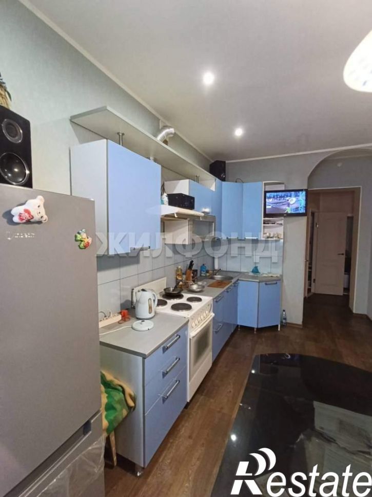 3-комн квартира Богдана Хмельницкого улица, д.2