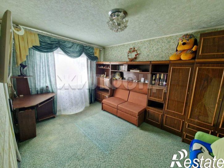 3-комн квартира Нансена улица, д.28