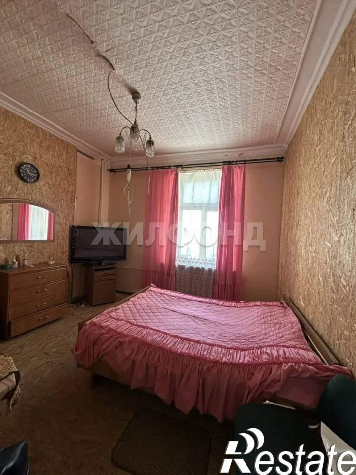 3-комн квартира Богдана Хмельницкого улица, д.2