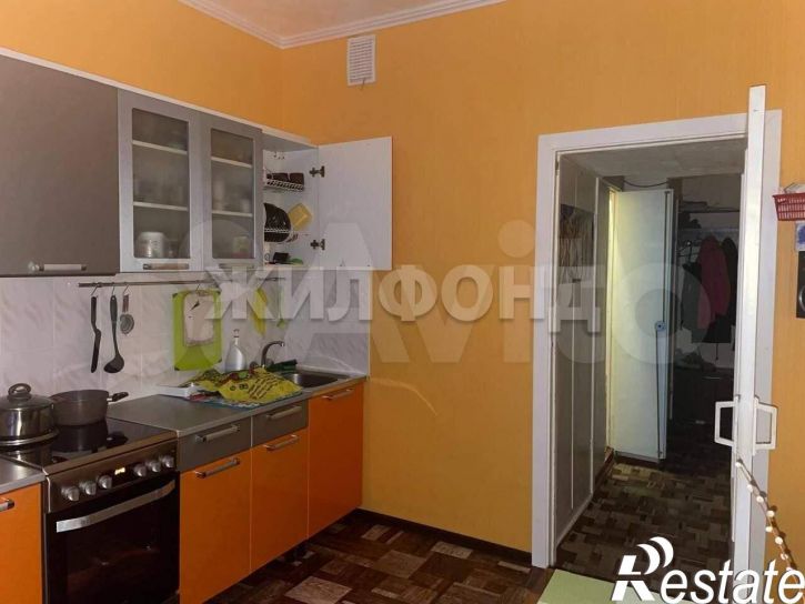 3-комн квартира Югославская улица, д.38