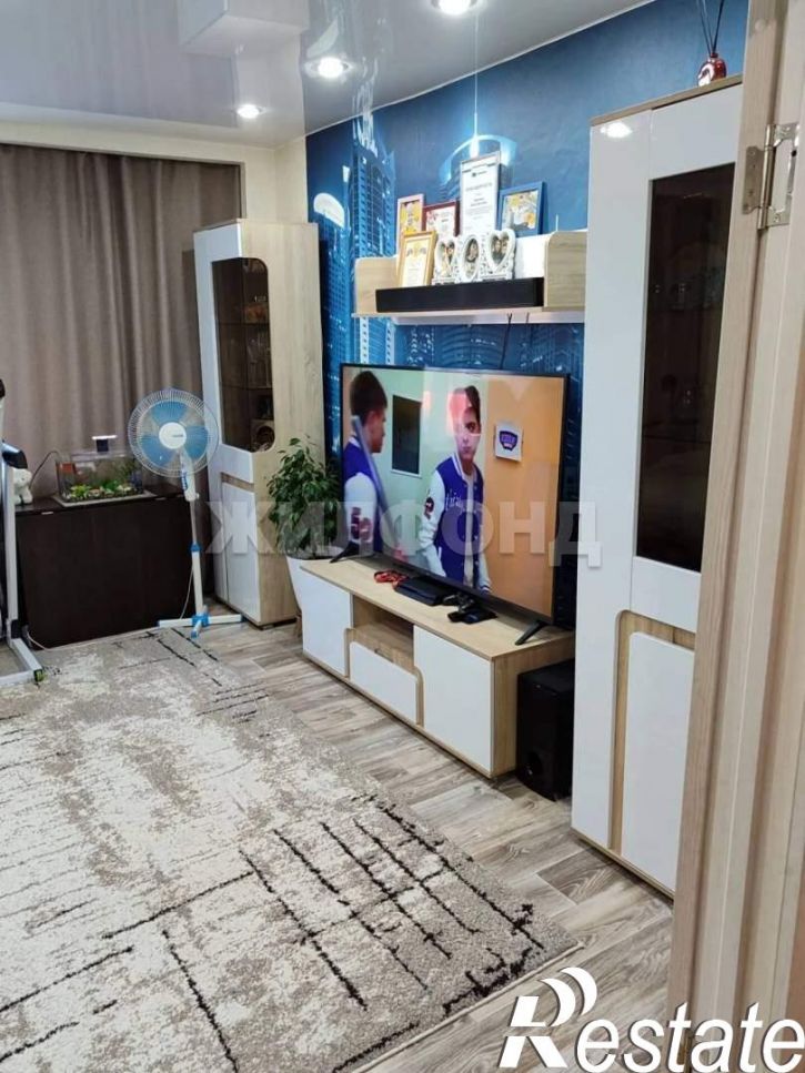 3-комн квартира Лауреатов улица, д.33
