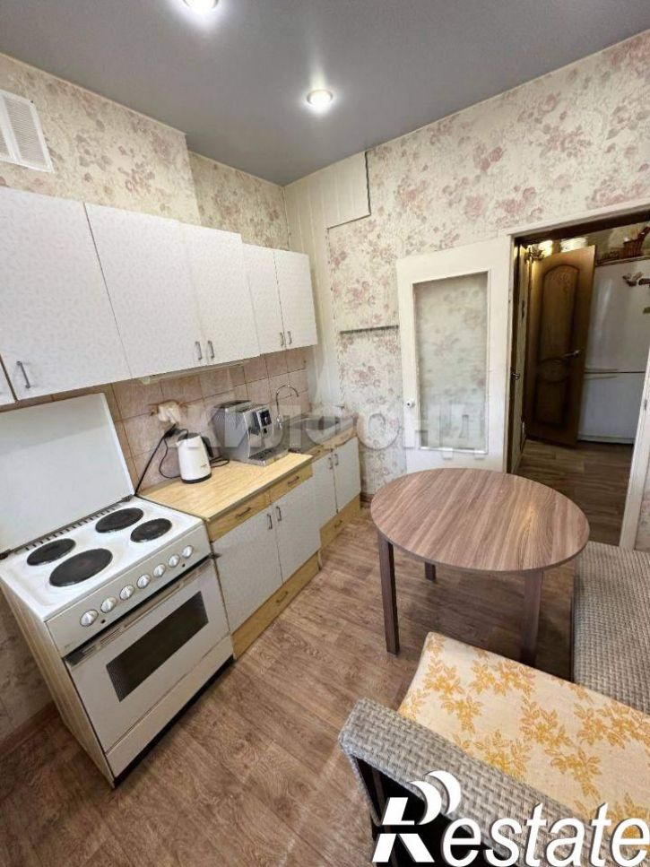 4-комн квартира Енисейская улица, д.18