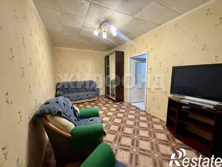 2-комн квартира Металлургов площадь, д.17