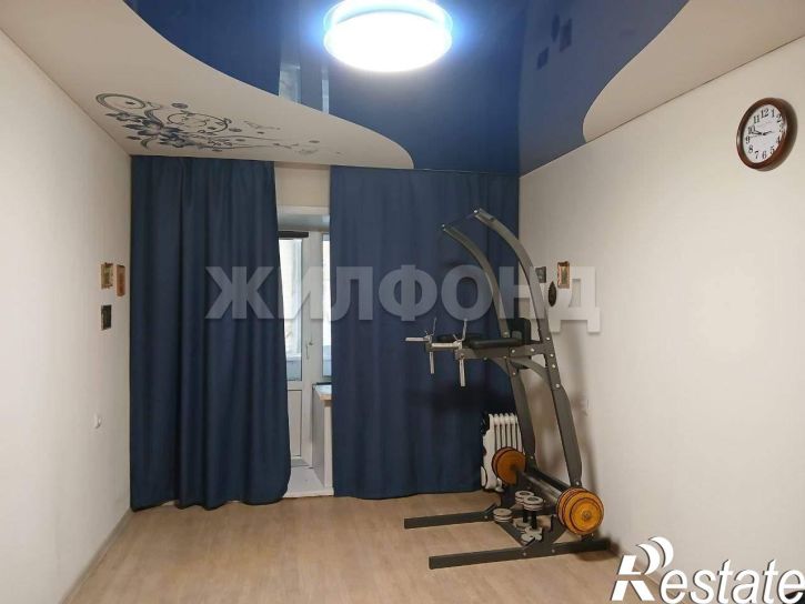 2-комн квартира Металлургов площадь, д.17
